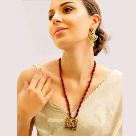Handcrafted Brass Alloy Royal Red Beaded Temple Pendant Necklace